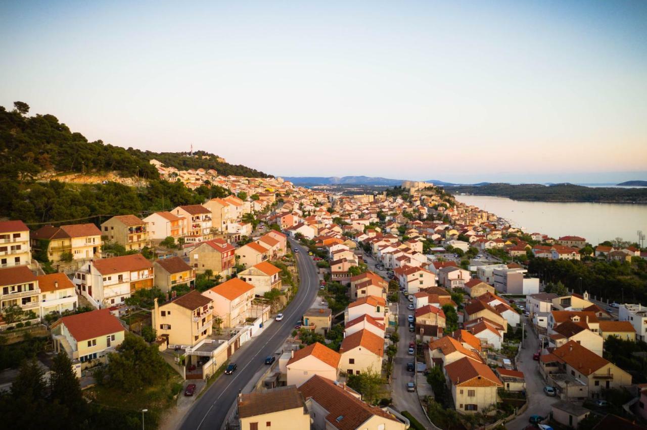 Apartments Nakic Šibenik Exterior foto