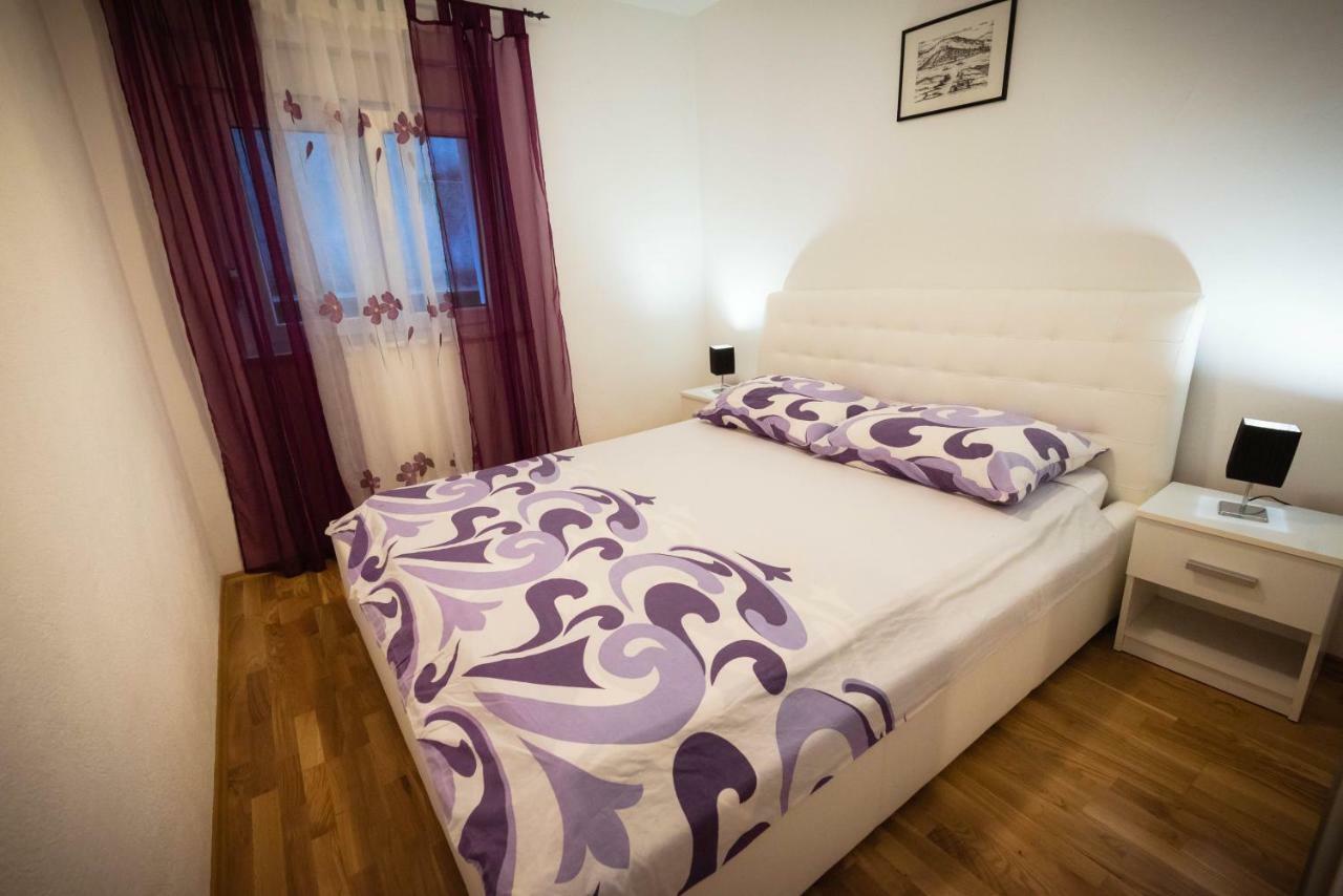 Apartments Nakic Šibenik Exterior foto